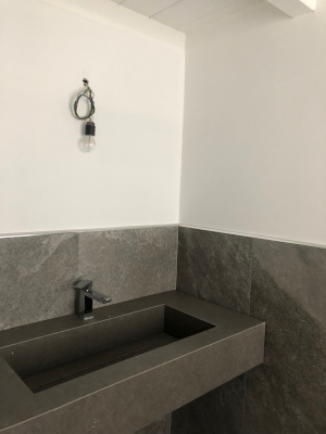 Zona lavabo nel bagno