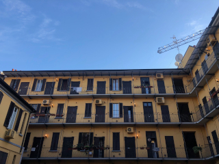 Milano: Vecchia casa di ringhiera